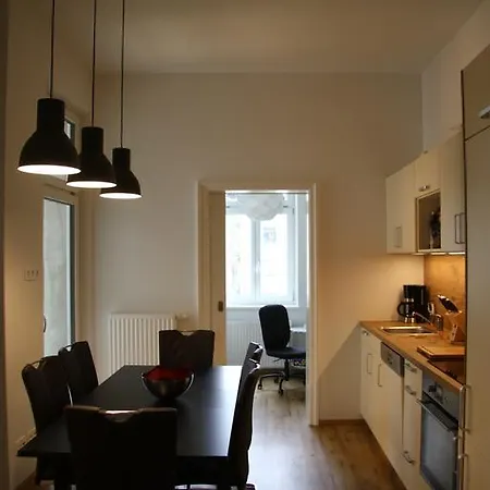 Apartment Saggen Large Flat *